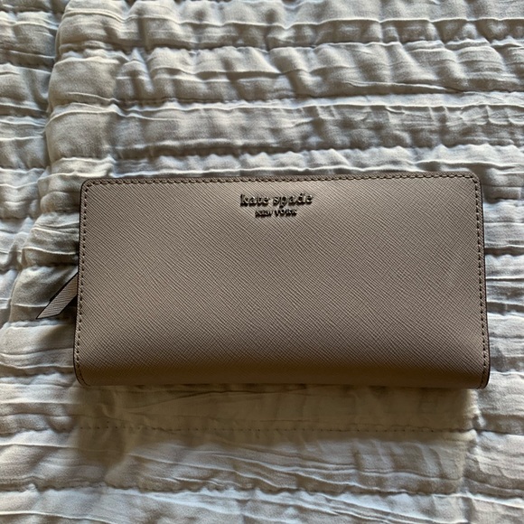 kate spade Handbags - Kate Spade wallet